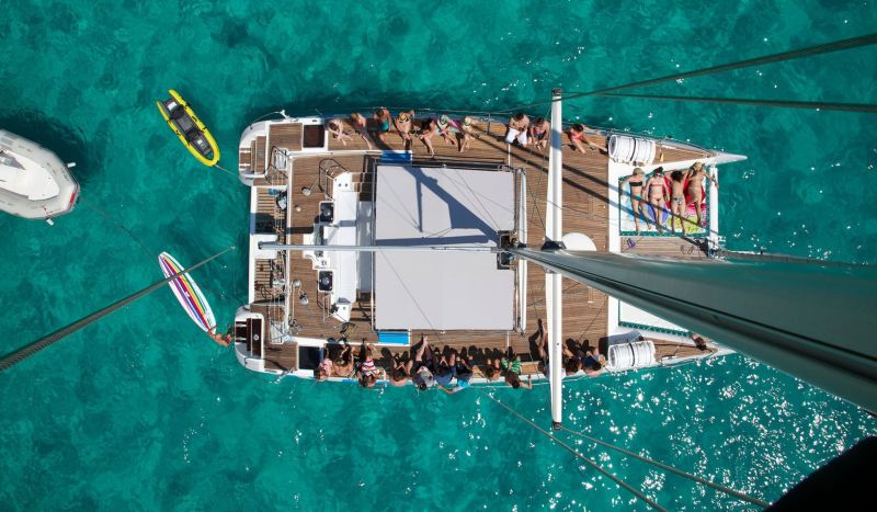 La balade en catamaran privé, activité idéale à Majorque